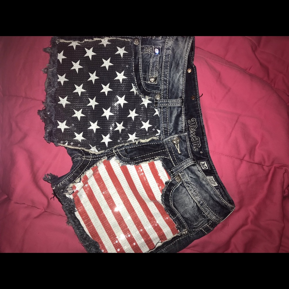 Miss Me American Flag Shorts (30)